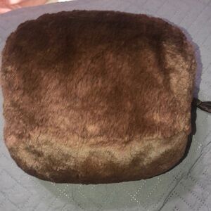 Sheared rabbit fur hand warmer made‎ by Talon with zippered pocket  brown fur